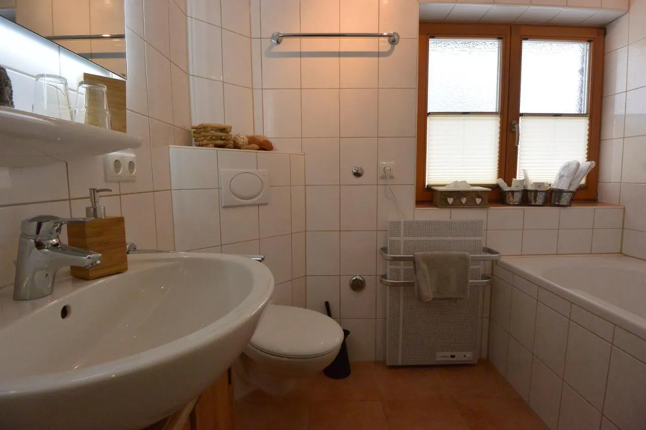 Apartment Ferienwohnung Viererspitzblick Mittenwald